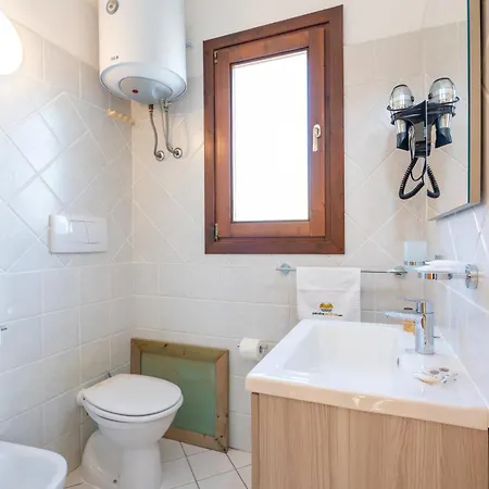 Lejlighed Borghetto Di Badesi