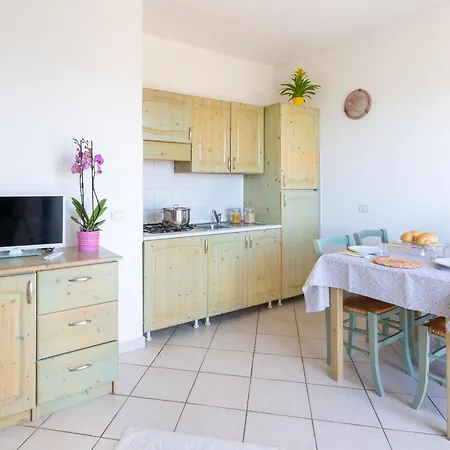 Borgo Di Apartment Badesi