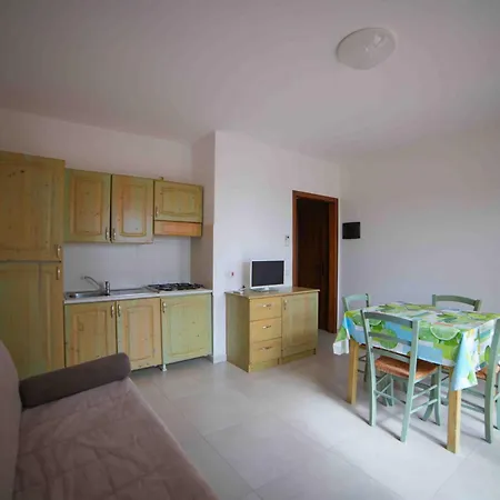 Apartment Borgo Di Badesi